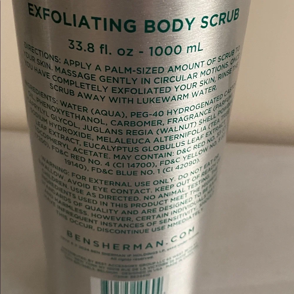 Ben Sherman Exfoliating Body Scrub wash tea tree eucalyptus large 33.8oz pump